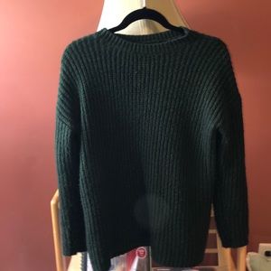 Fuzzy  Chunky Forrest Green Forever 21 Sweater